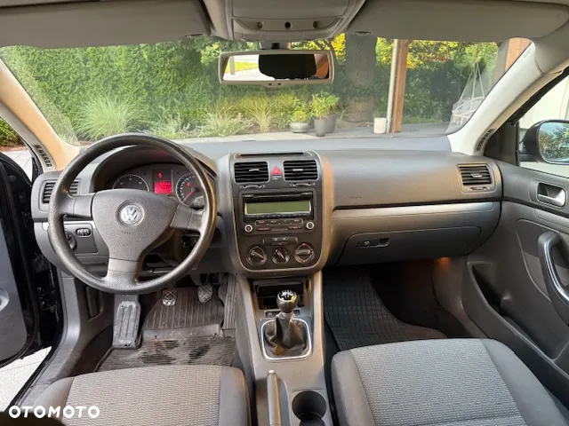 Volkswagen Jetta 1.9 TDI Comfortline - 9