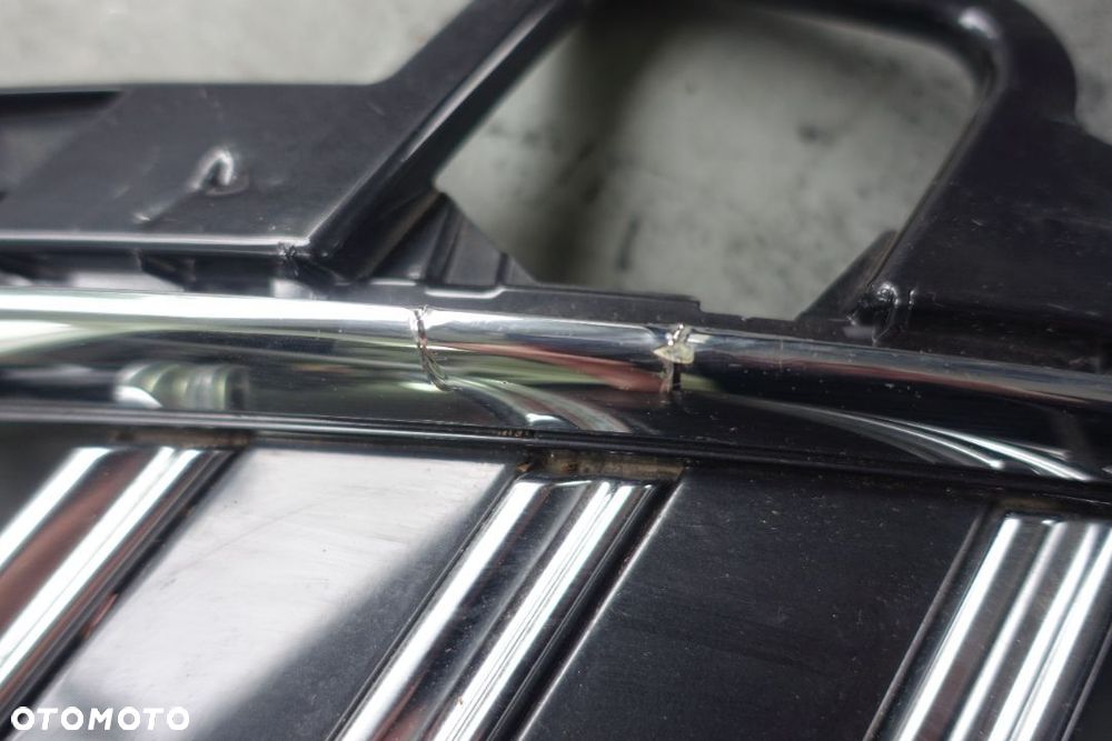 ATRAPA GRILL AUDI A4 B9 LIFT 8W0853651DR - 2