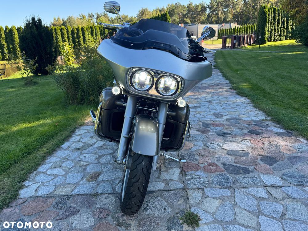 Harley-Davidson Touring Road Glide - 10