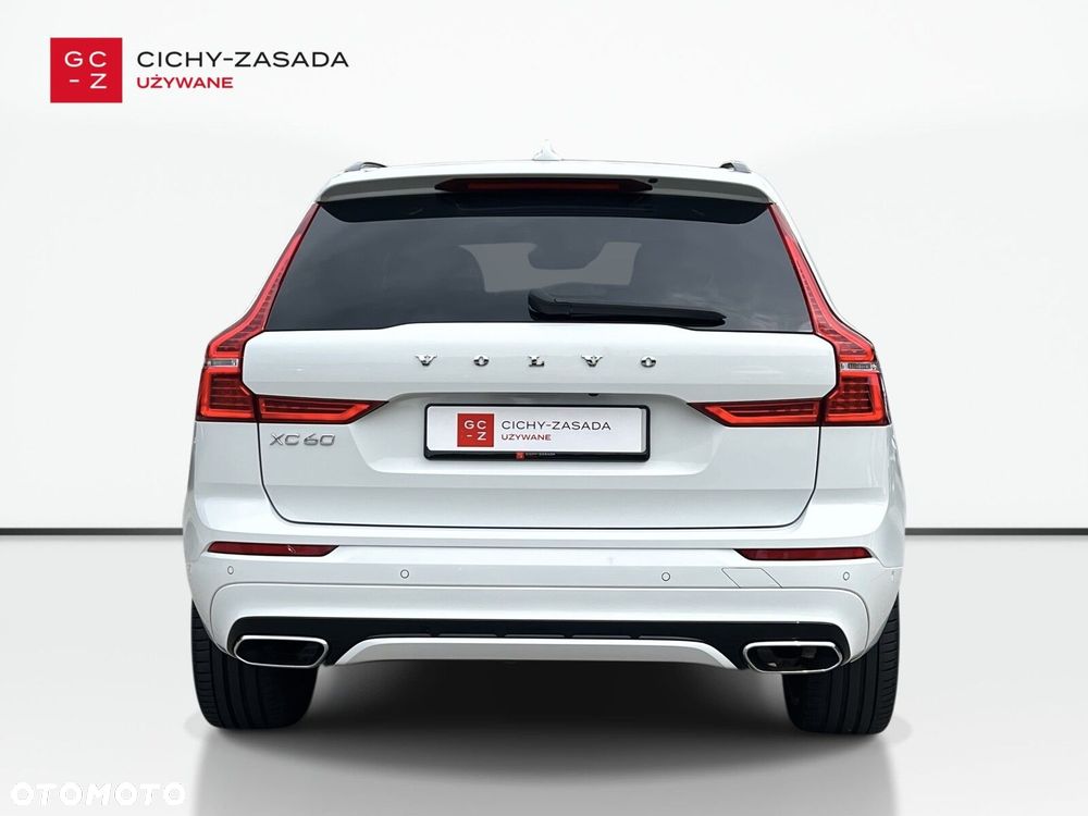 Volvo XC 60 B4 D AWD R-Design - 5