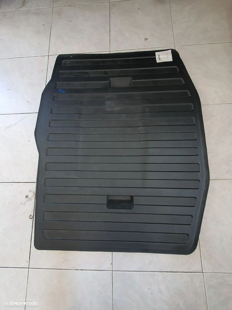 TAMPO MALA BORRACHA AUDI A6 / 4F9863547 - 1
