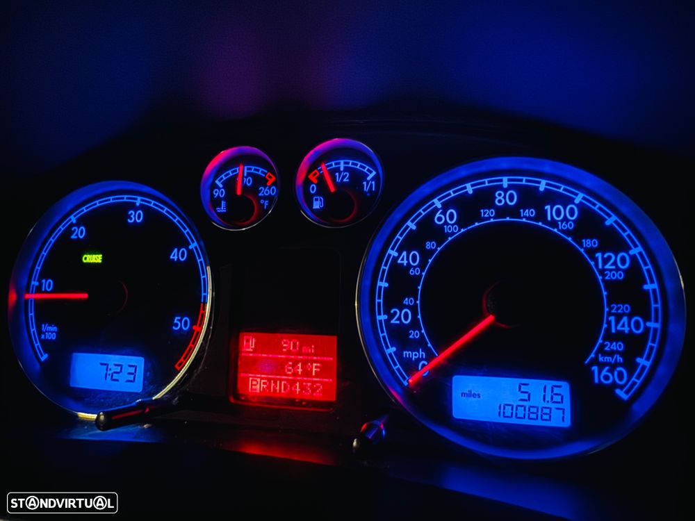 VW Passat Variant - 42