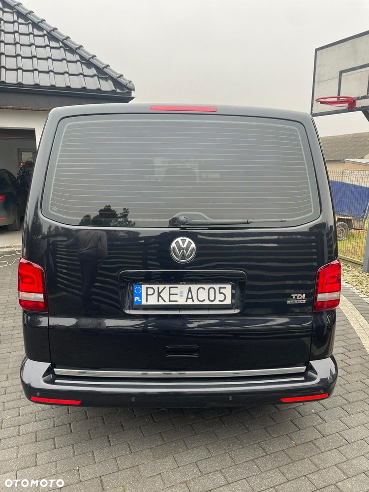 Volkswagen Multivan - 13