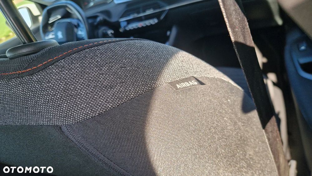 Peugeot 208 PureTech 75 Allure - 9