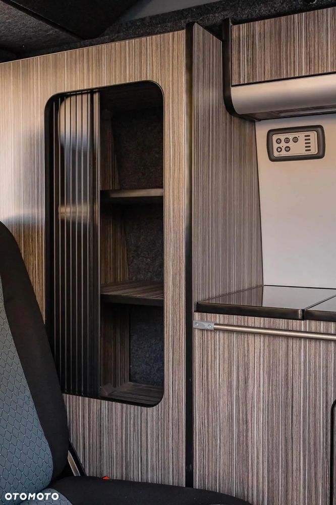 Volkswagen Transporter - 8