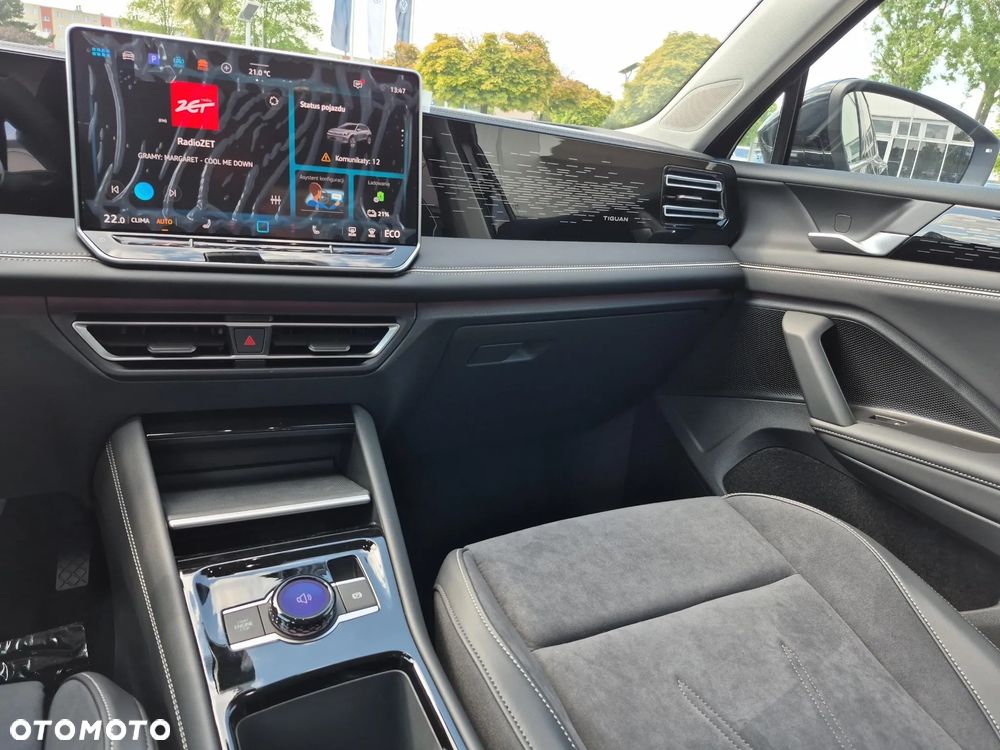 Volkswagen Tiguan - 13