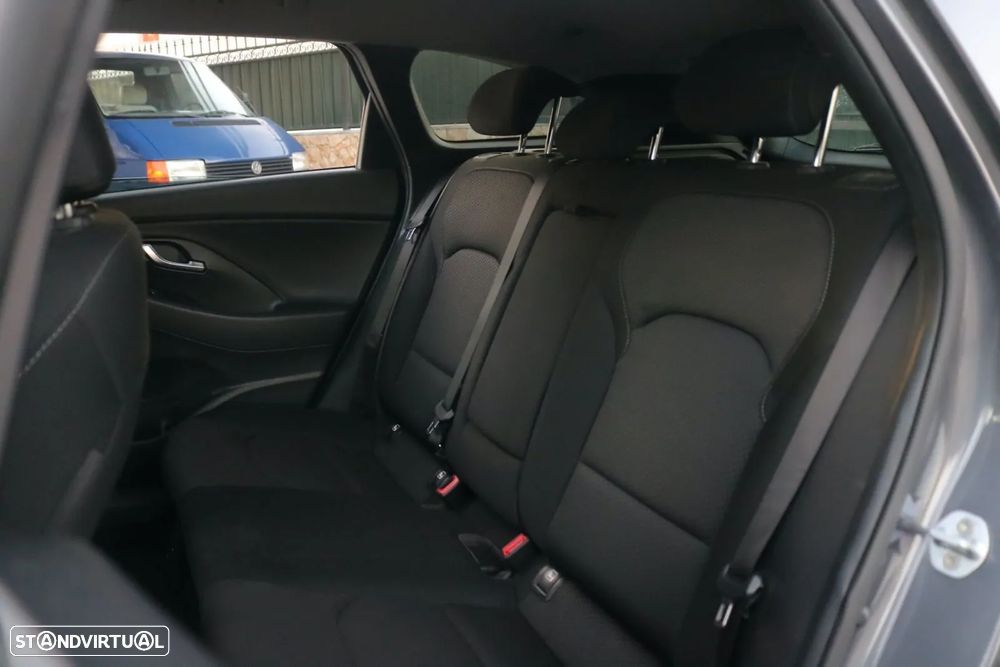 Hyundai i30 CW - 14