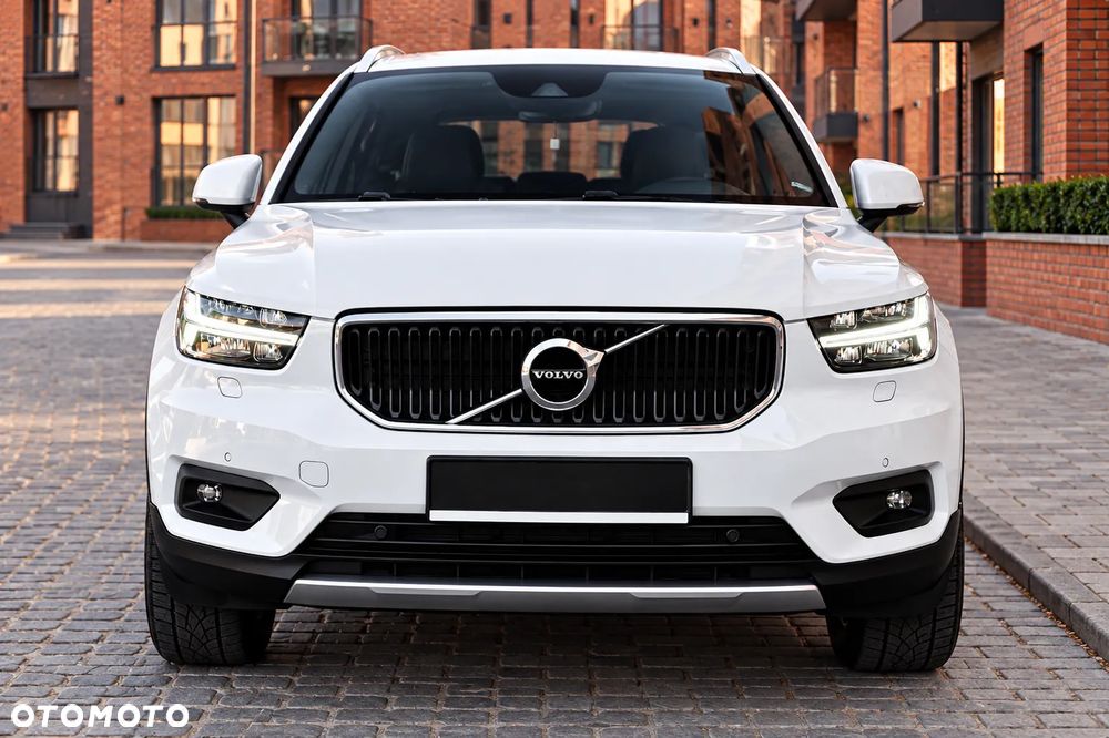 Volvo XC 40 T3 Momentum Pro - 11