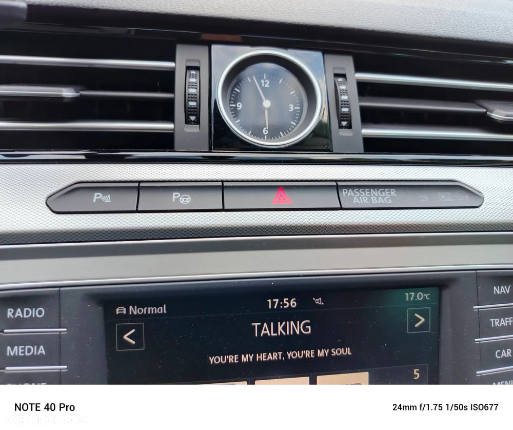 Volkswagen Passat Variant 2.0 TDI DSG (BlueMotion Technology) Comfortline - 17