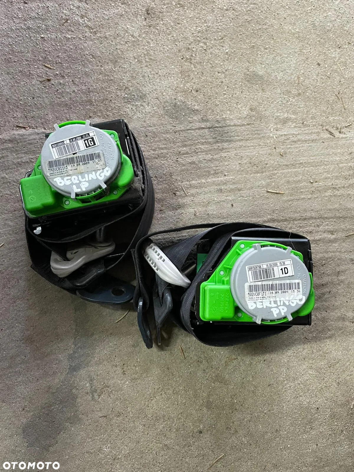 Pas pasy bezpieczeństwa z napinaczem napinacz  prawy przód przedni Citroen Berlingo III 3 96815087 - 2