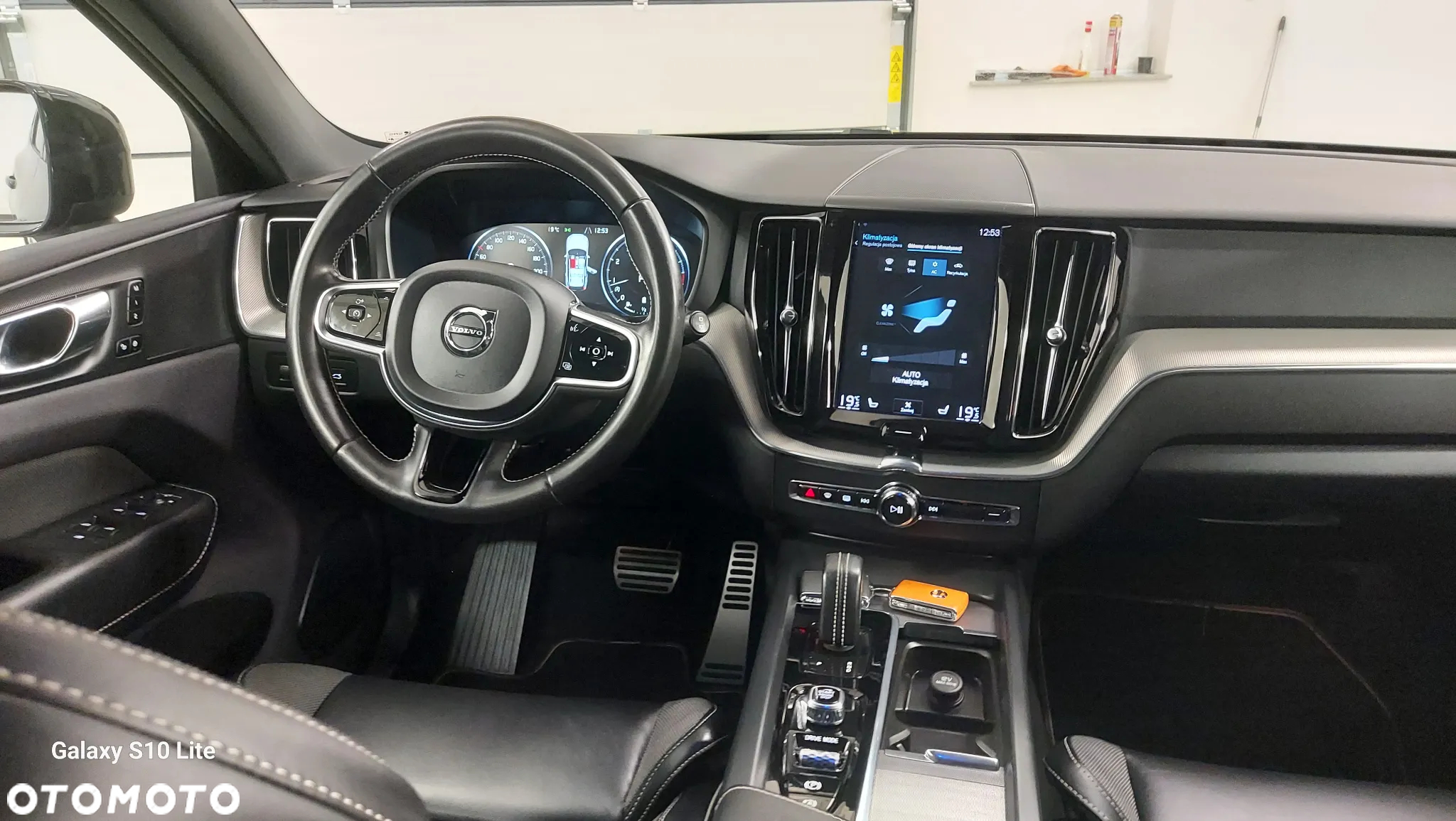 Volvo XC 60 B4 B Geartronic RDesign - 16
