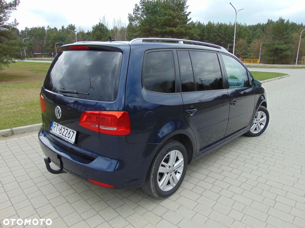 Volkswagen Touran 2.0 TDI DPF MATCH - 37