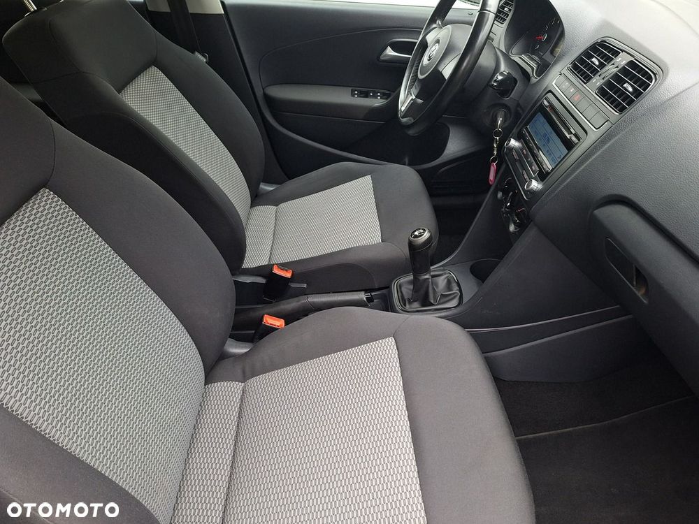 Volkswagen Polo - 9