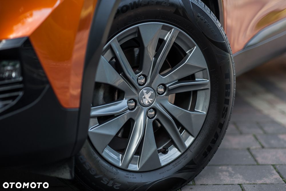 Peugeot 2008 1.2 PureTech Allure Pack S&S - 11