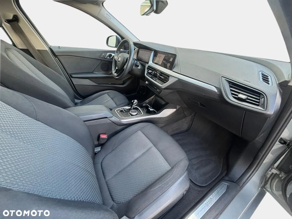 BMW Seria 1 118i Advantage - 13