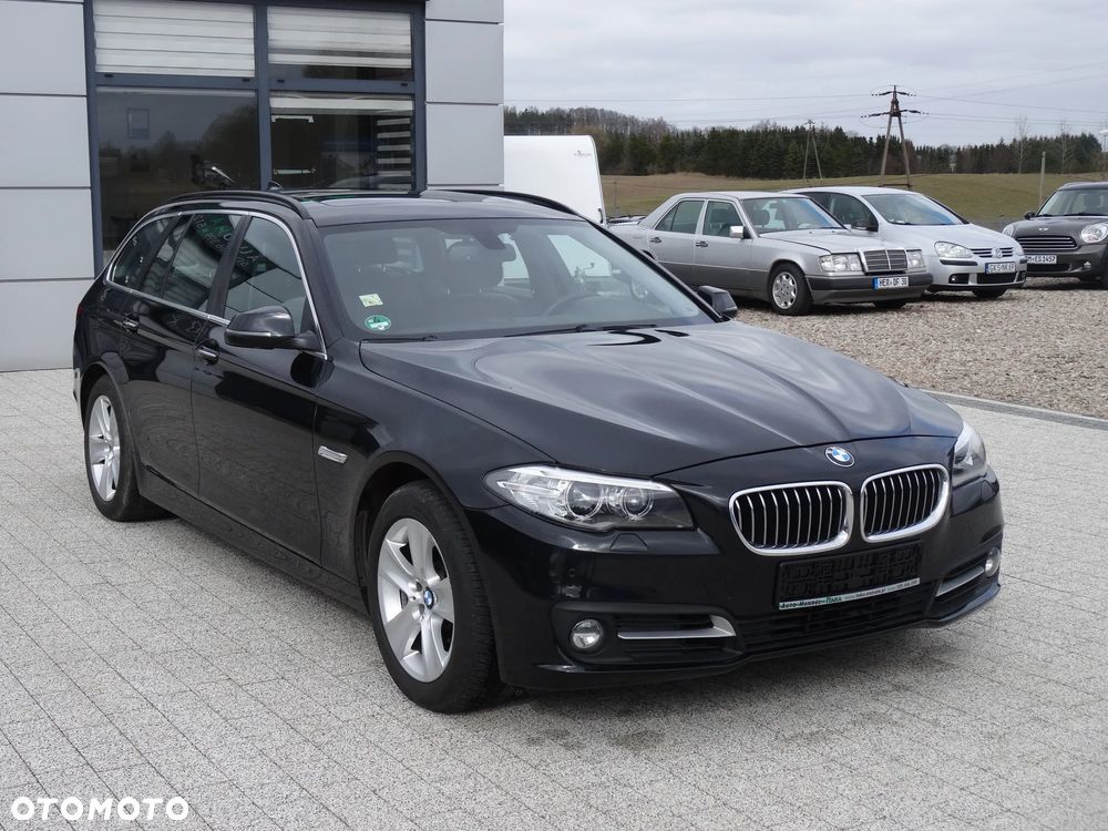 BMW Seria 5 525d xDrive Sport-Aut - 1
