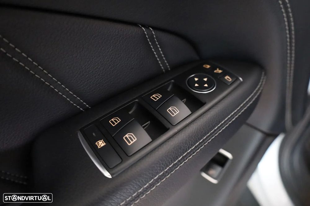 Mercedes-Benz ML 63 AMG 4Matic SpeedshiftFT 7G-TRONIC Performance Package - 50