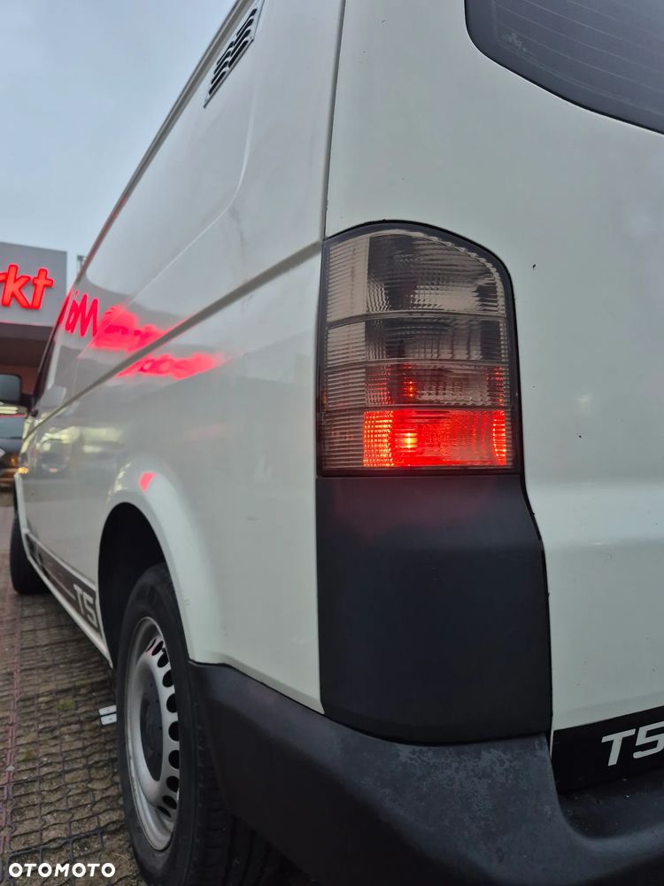 Volkswagen Transporter - 30