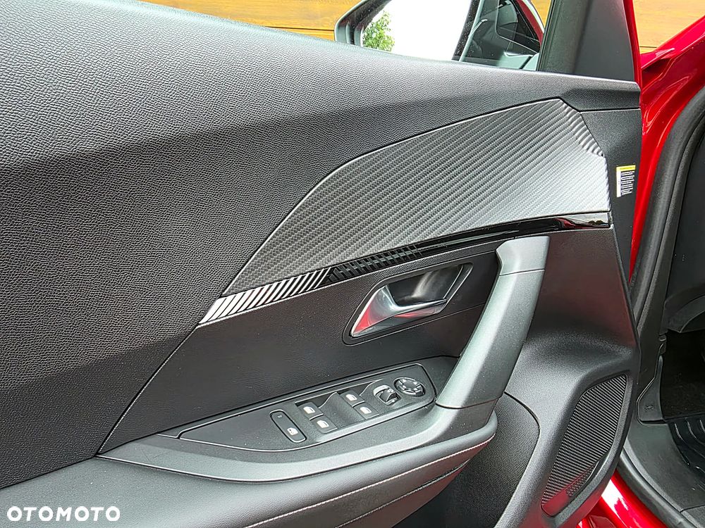 Peugeot 2008 Hybrid 145 e-DSC Allure - 17