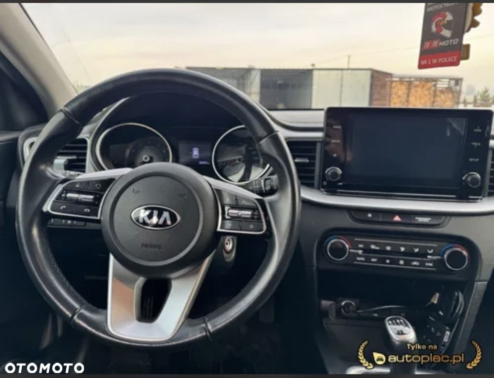 Kia Ceed 1.5 T-GDI M - 17