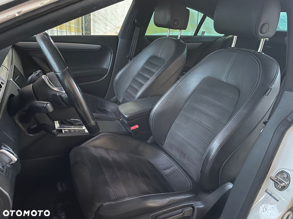Volkswagen CC 2.0 TDI 4Motion BlueMotion Technology DSG - 9