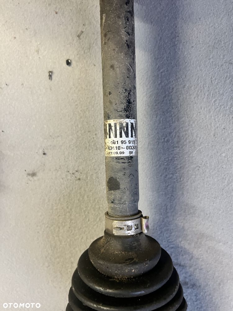 Półoś prawa, lewa Toyota Yaris 1.33B Lift 09-11r. - 3