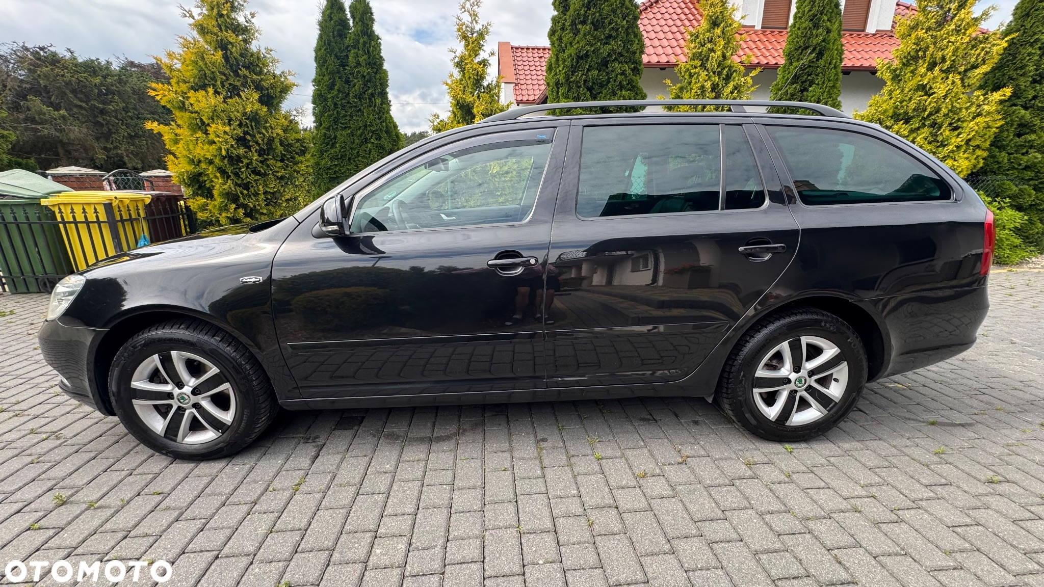 Skoda Octavia 1.8 TSI DSG Laurin & Klement - 8