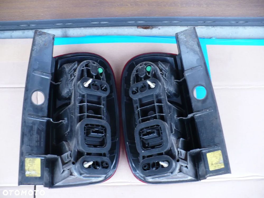 DACIA DUSTER I 10-14 LAMPY TYL ORYGI.EU. - 2