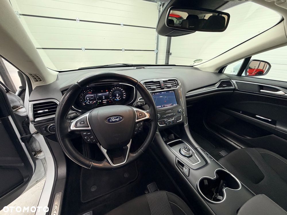 Ford Mondeo 2.0 TDCi STart-Stopp PowerShift-Aut Titanium - 6