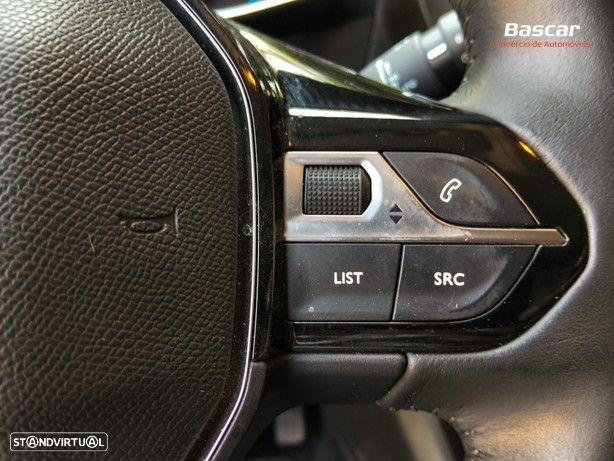 Peugeot e-208 50 kWh Allure Pack - 25