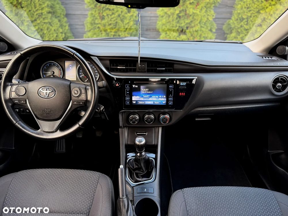Toyota Corolla 1.6 Comfort - 11