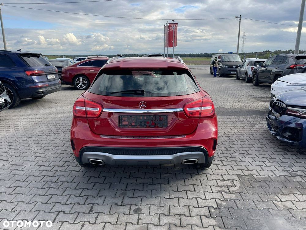 Mercedes-Benz GLA 200 (CDI) d 4Matic 7G-DCT AMG Line - 5