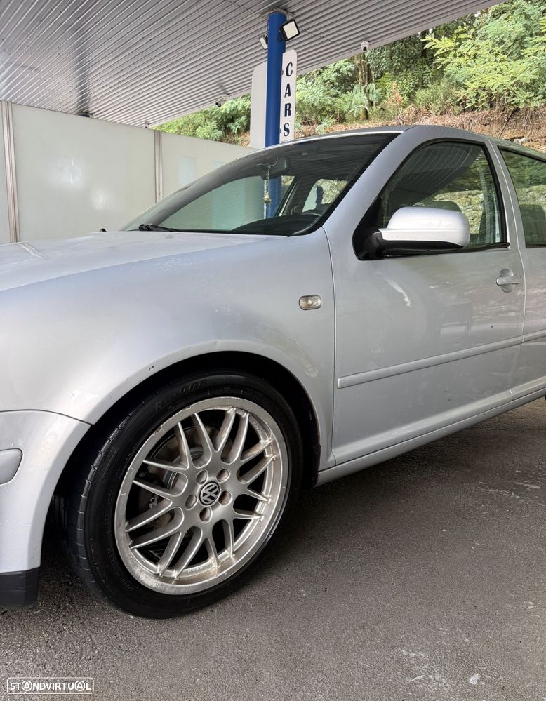 VW Golf 1.9 TDi Highline - 5