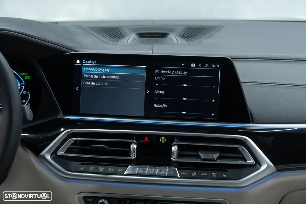BMW X5 xDrive45e - 48