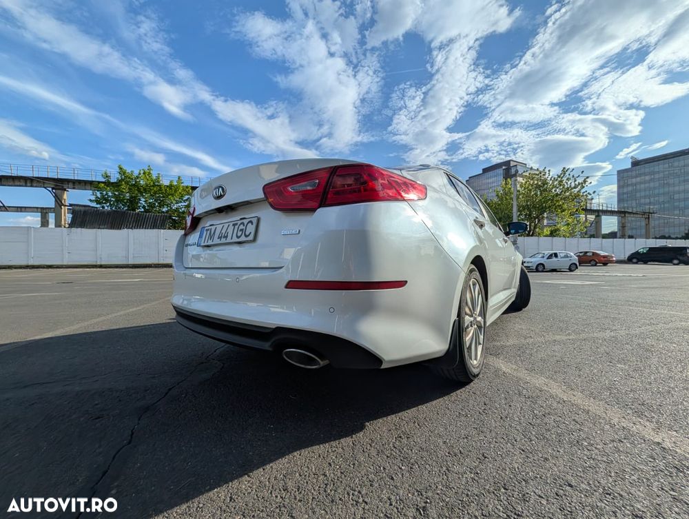 Kia Optima - 5