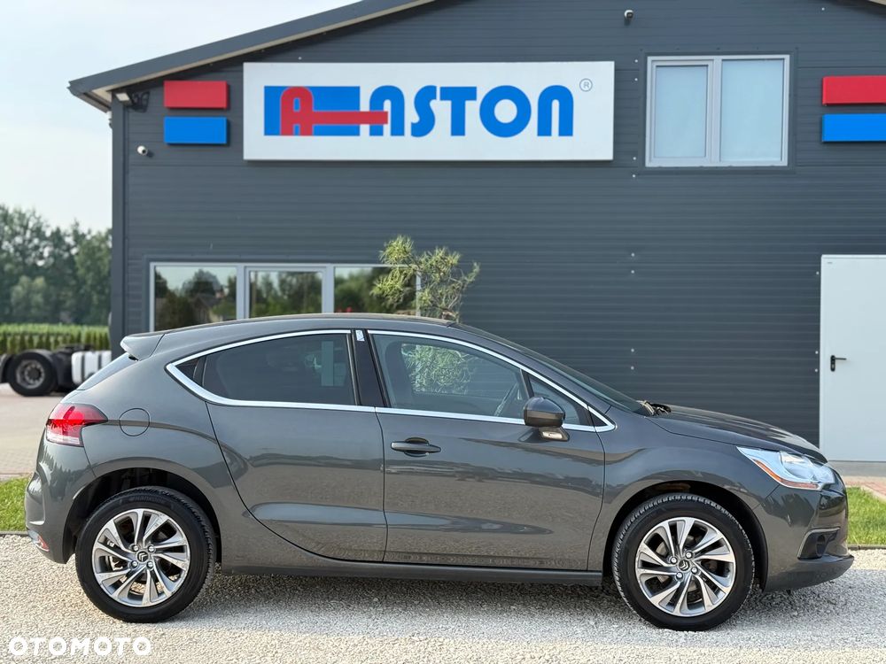 Citroën DS4 HDi 115 SoChic - 9