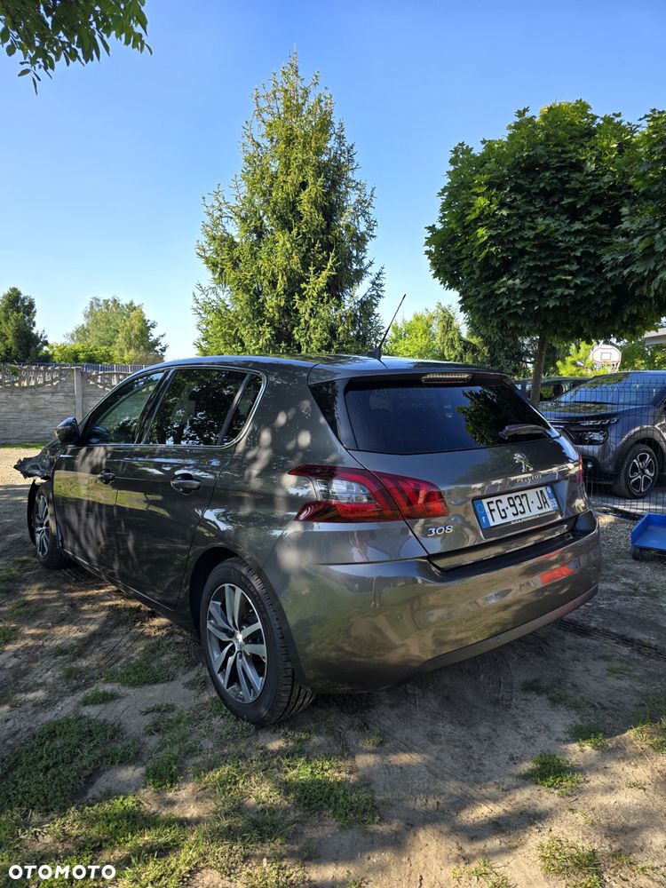 Peugeot 308 1.2 PureTech GPF Allure S&S EAT8 - 13