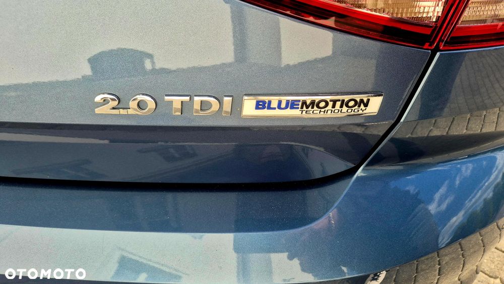 Volkswagen Passat 2.0 TDI (BlueMotion Technology) Comfortline - 16