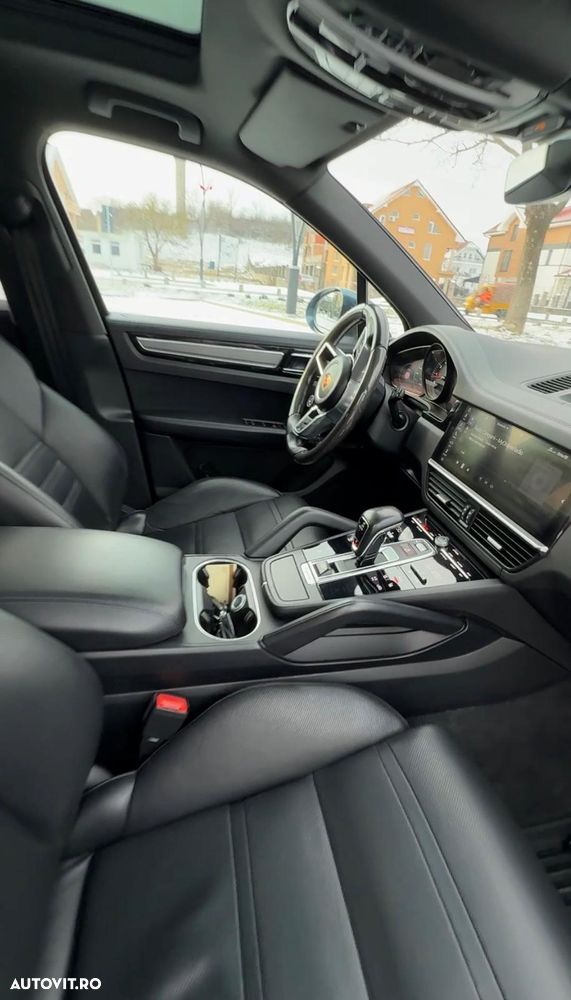 Porsche Cayenne S Tiptronic S - 12