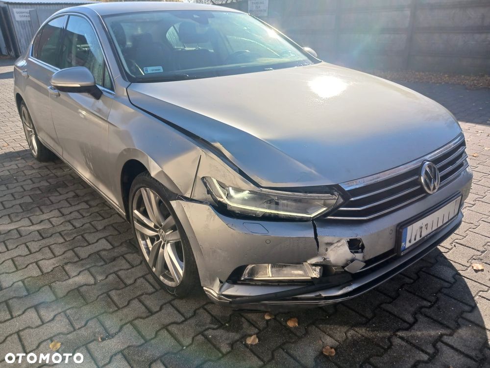 Volkswagen Passat 2.0 TDI BMT Comfortline DSG - 3