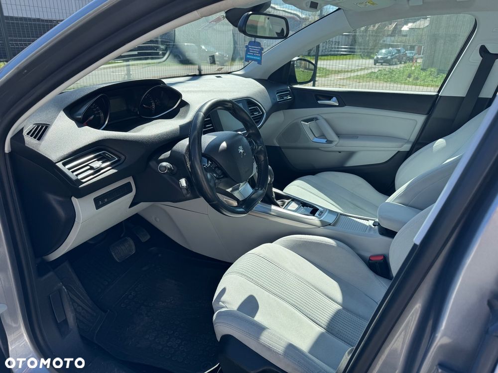 Peugeot 308 BlueHDi 120 EAT6 Stop & Start Allure - 5