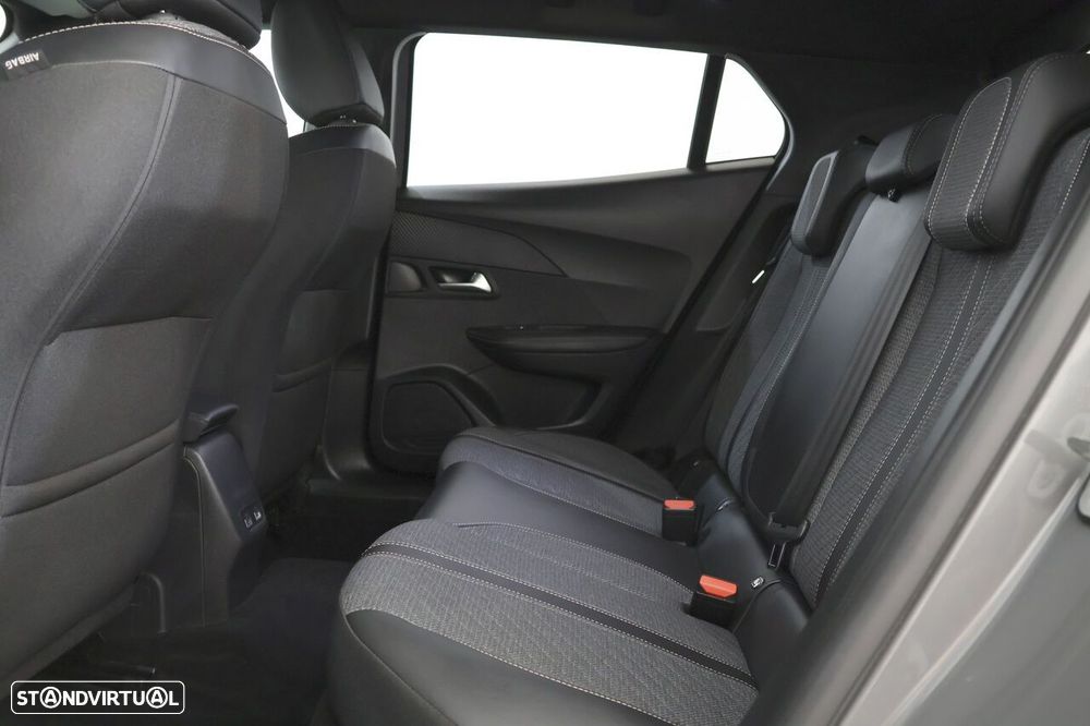 Peugeot e-2008 54 kWh Allure - 7