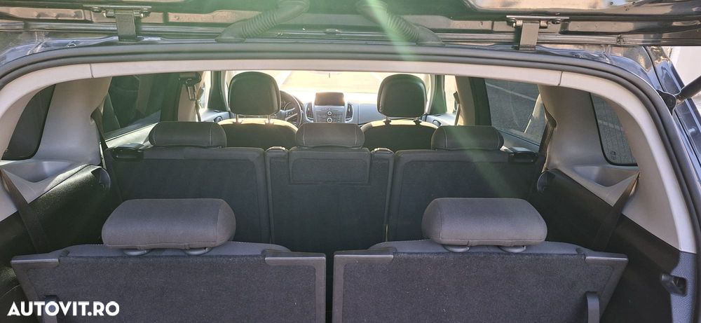 Opel Zafira Tourer 2.0 CDTI Automatik Edition - 4