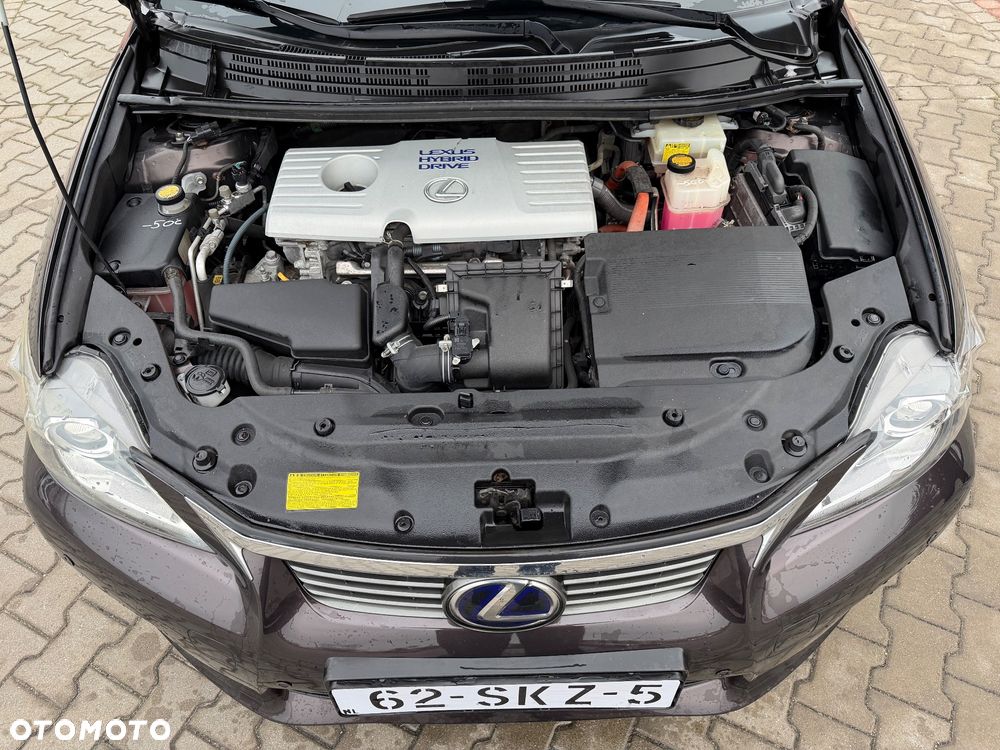 Lexus CT 200h Prestige - 28