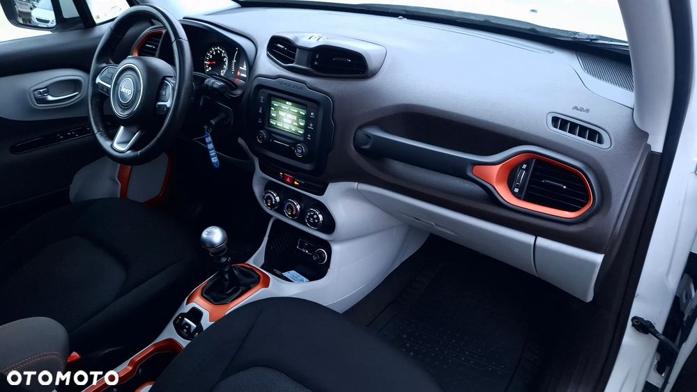 Jeep Renegade 1.4 MultiAir Longitude - 19