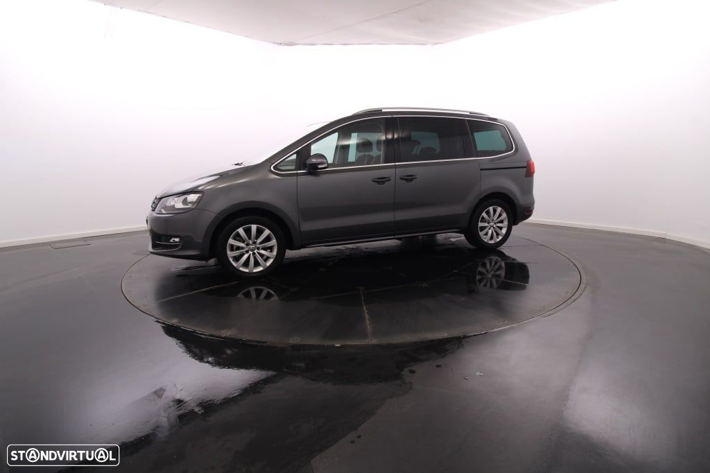 VW Sharan 2.0 TDI Blue Highline DSG - 2