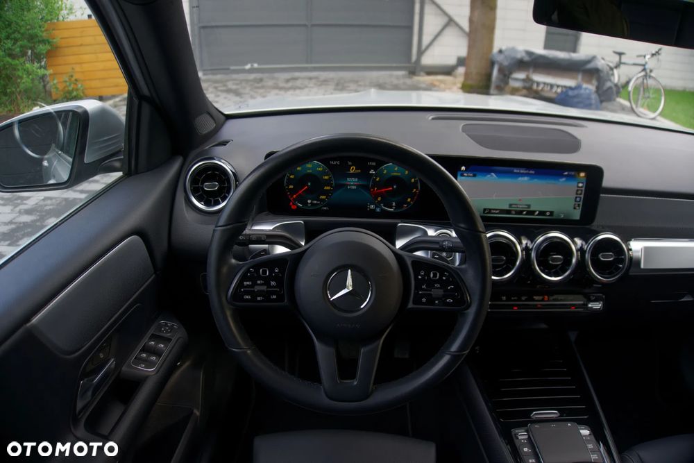 Mercedes-Benz GLB 200 7G-DCT Style - 23