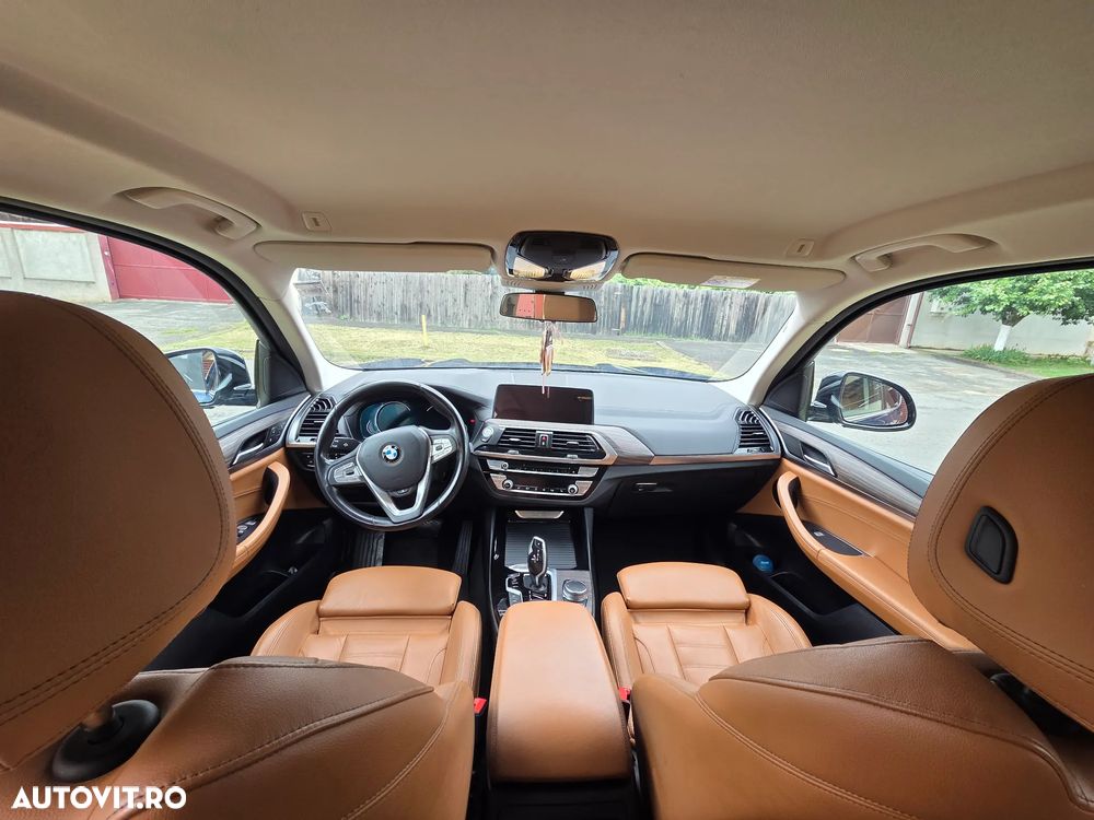 BMW X3 xDrive20d AT Luxury Line - 4