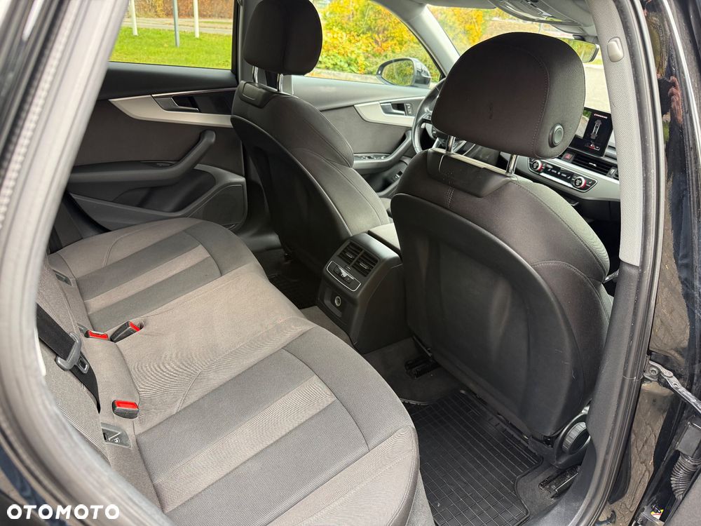 Audi A4 Limousine 40 TFSI mHEV S tronic - 16