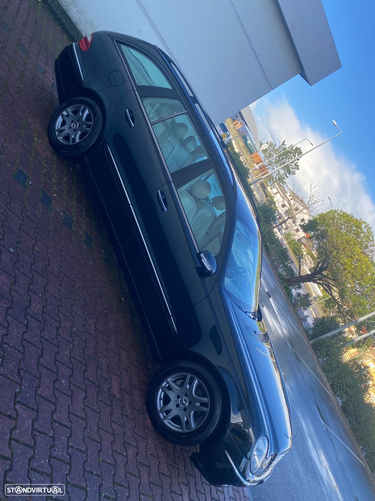 Mercedes-Benz E 220 - 17